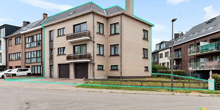 6-kamerappartement te koop in Strombeek-Bever