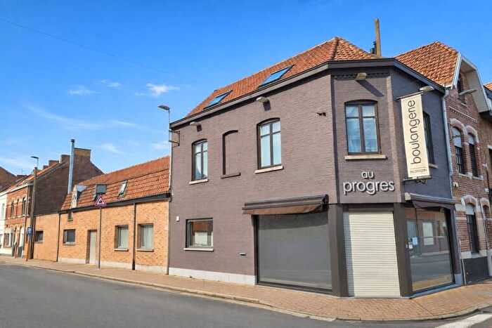 16-kamerhuis te koop in Bizet