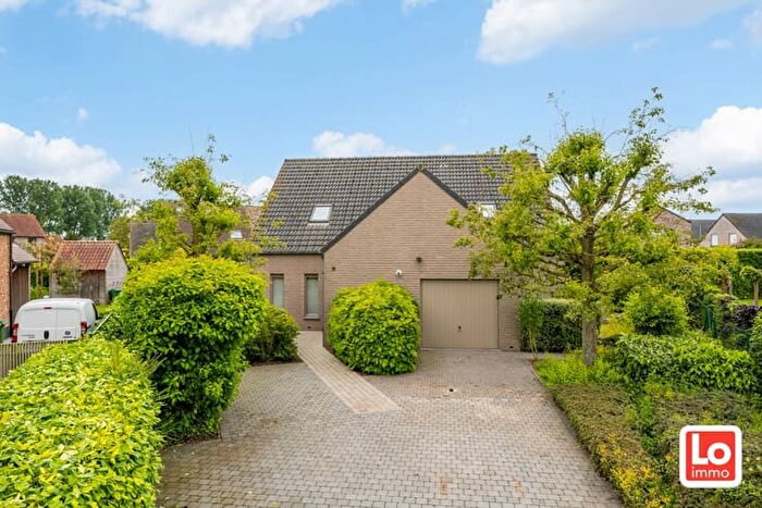 16-kamerhuis te koop in Lochristi