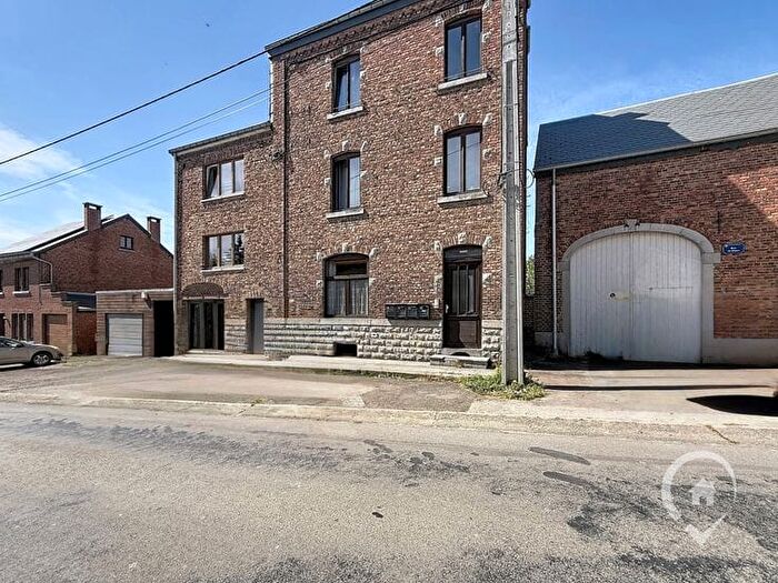 10-kamerhuis te koop in Houyet