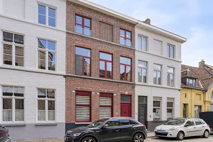 4-kamerhuis te koop in Brugge