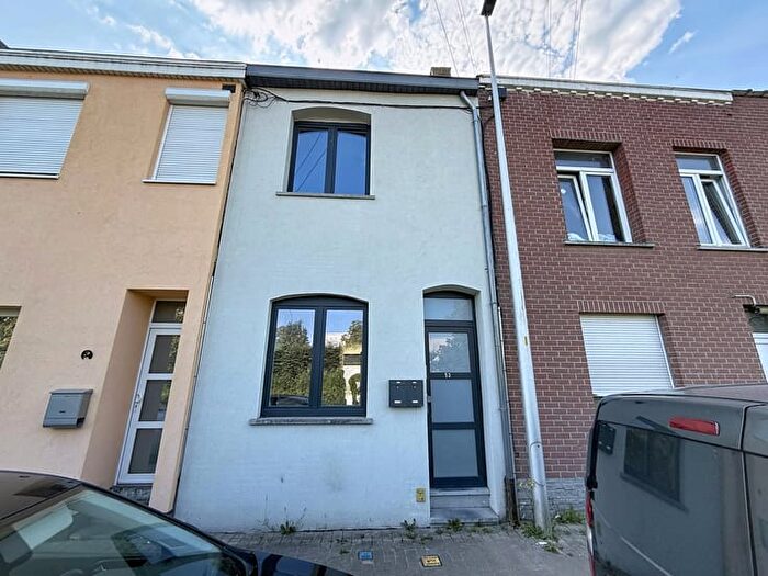 10-kamerhuis te koop in Sint-Pieters-Leeuw