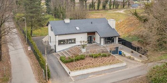 6-kamerhuis te koop in Niel-bij-As