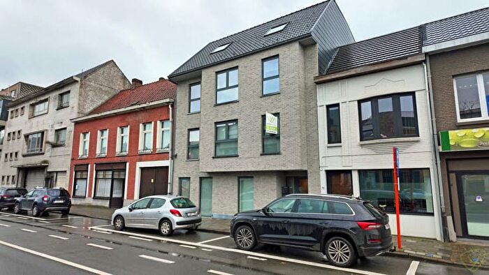 10-kamerappartement te huur in Eeklo