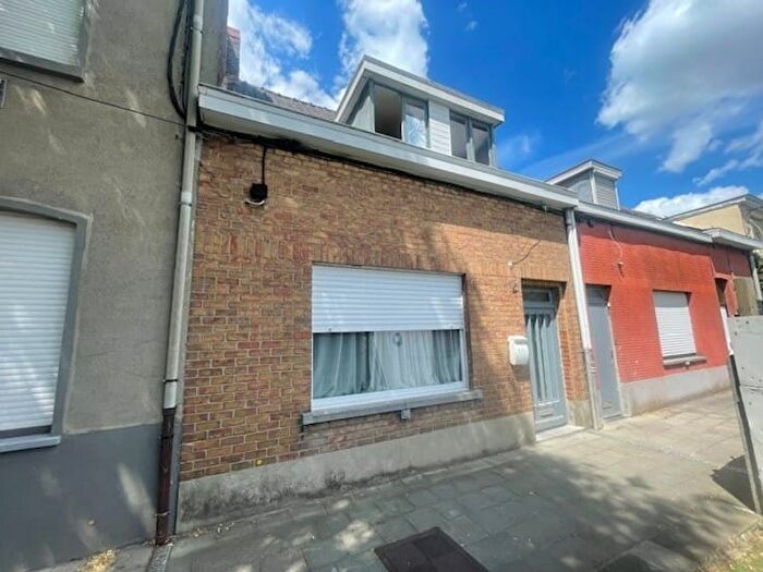 8-kamerhuis te koop in Harelbeke