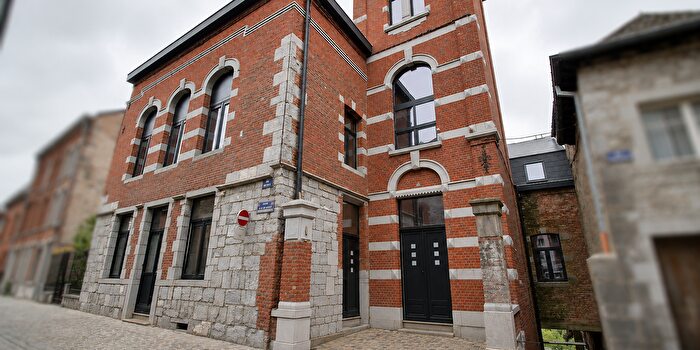 12-kamerappartement te koop in Chimay