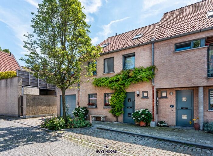 10-kamerhuis te koop in Brugge
