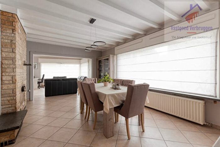 17-kamerhuis te koop in Erembodegem