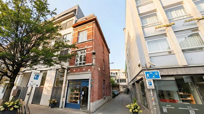 6-kamerhuis te koop in ANTWERPEN
