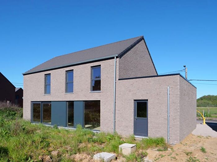 Huis te koop in Courcelles