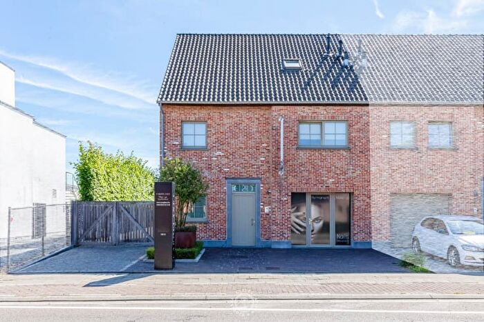 16-kamerhuis te koop in Belsele