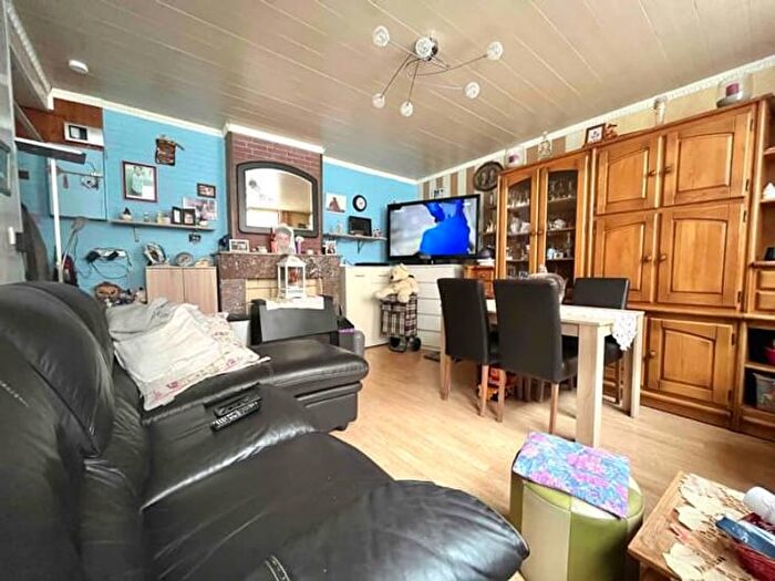 6-kamerhuis te koop in Charleroi