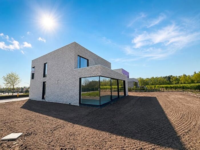 12-kamerhuis te koop in Kortrijk