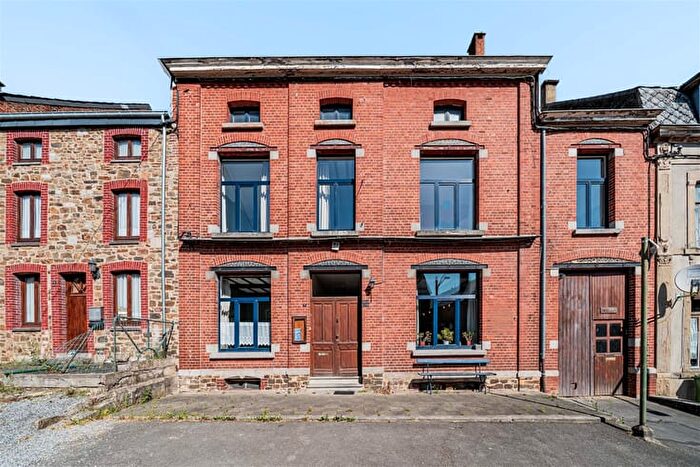 9-kamerhuis te koop in FELENNE
