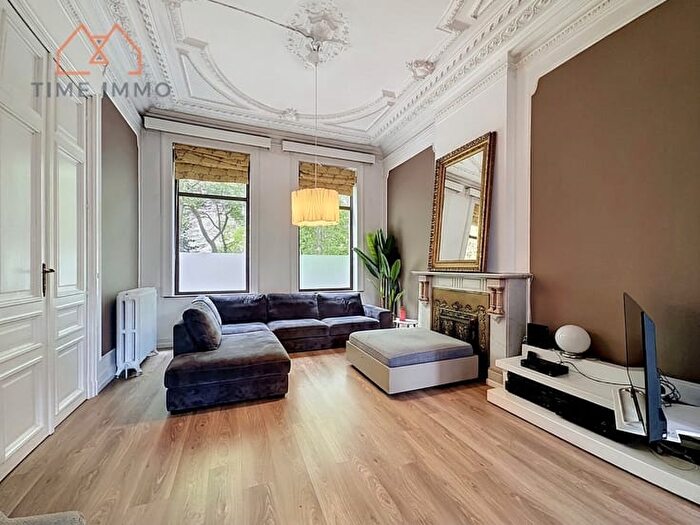6-kamerhuis te koop in Charleroi