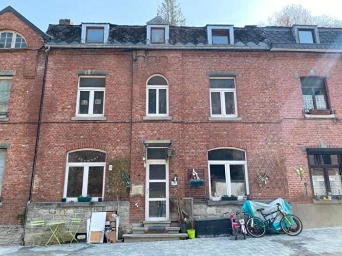 4-kamerhuis te koop in Bouvignes-sur-Meuse