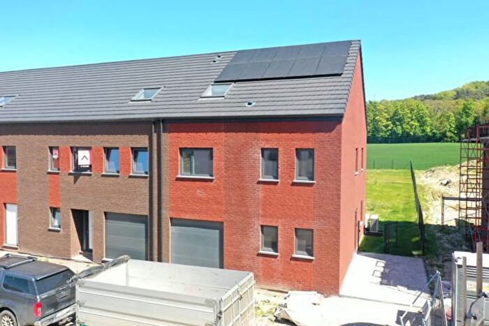 5-kamerhuis te koop in Binche Péronnes-lez-Binche