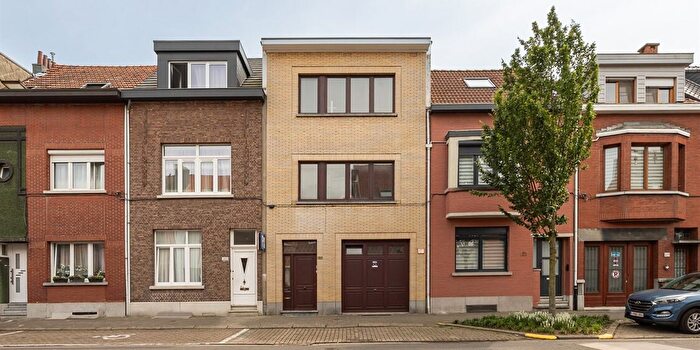 8-kamerhuis te koop in Merksem