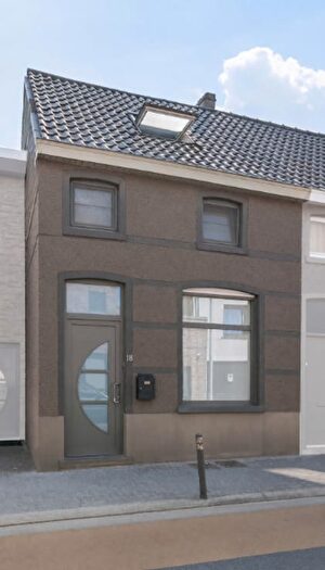 11-kamerhuis te koop in Stekene