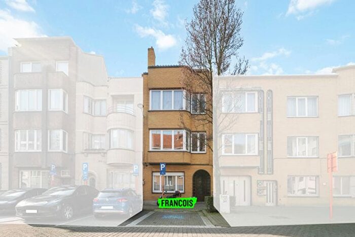 9-kamerhuis te koop in Oostende