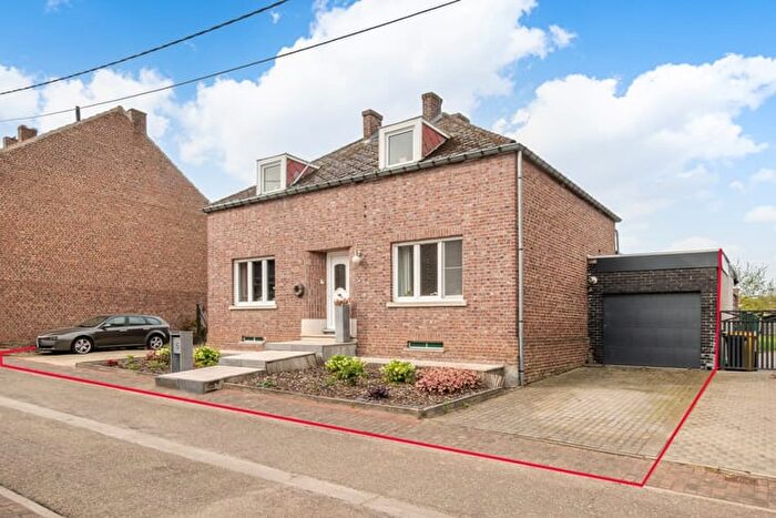 18-kamerhuis te koop in Linter