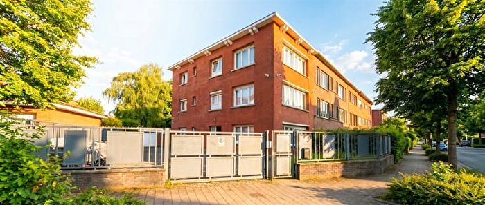 8-kamerhuis te koop in WILRIJK