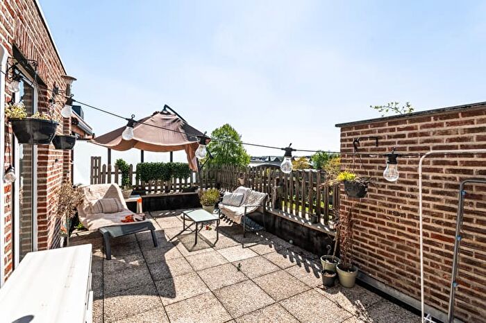 9-kamerappartement te koop in Broechem