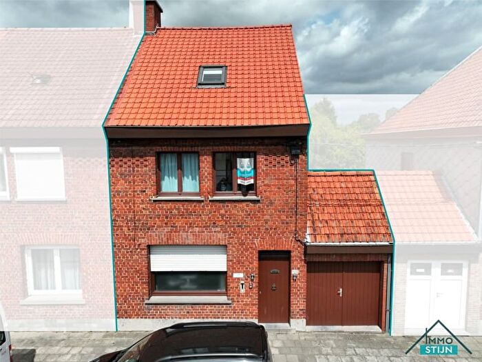 15-kamerhuis te koop in Roeselare