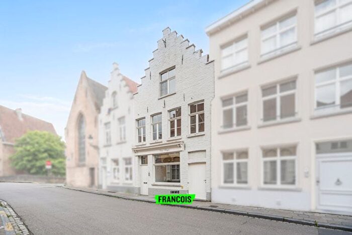 4-kamerhuis te koop in Brugge
