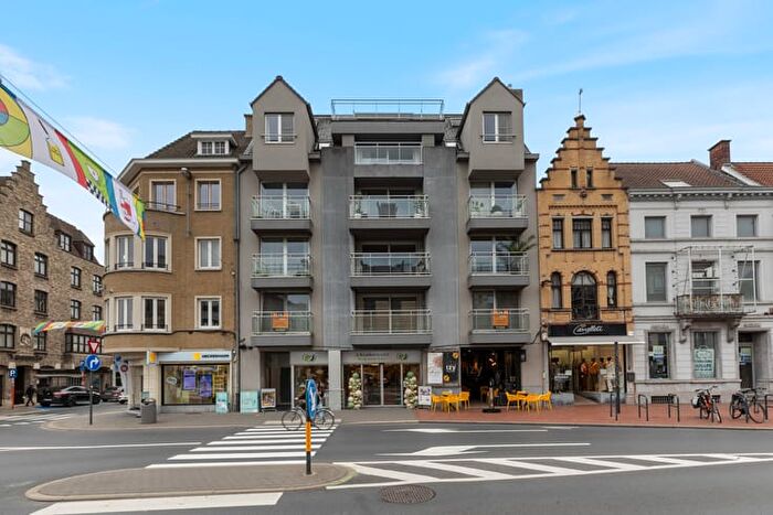 15-kamerappartement te koop in Roeselare