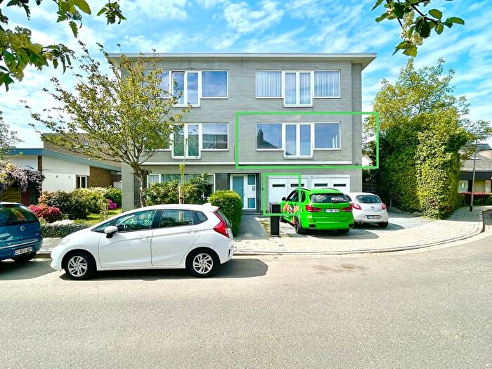 10-kamerappartement te huur in Sint-Amandsberg