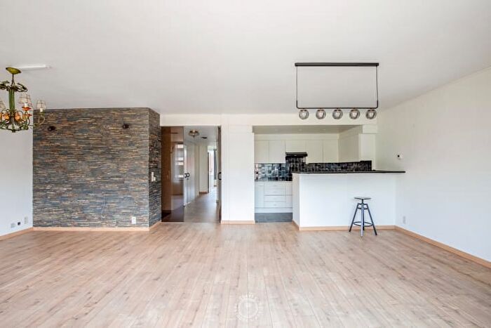 10-kamerappartement te koop in Sint-Niklaas