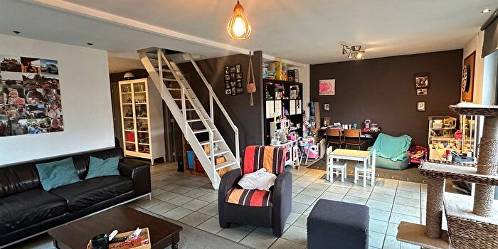 Huizen Koop Huur - 2
