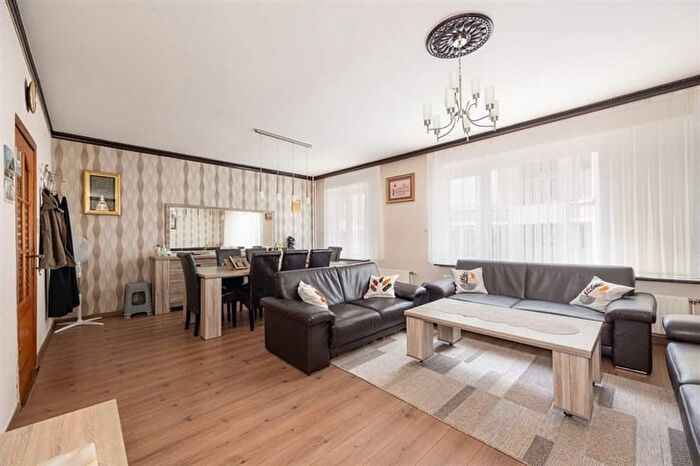 8-kamerhuis te koop in ANTWERPEN