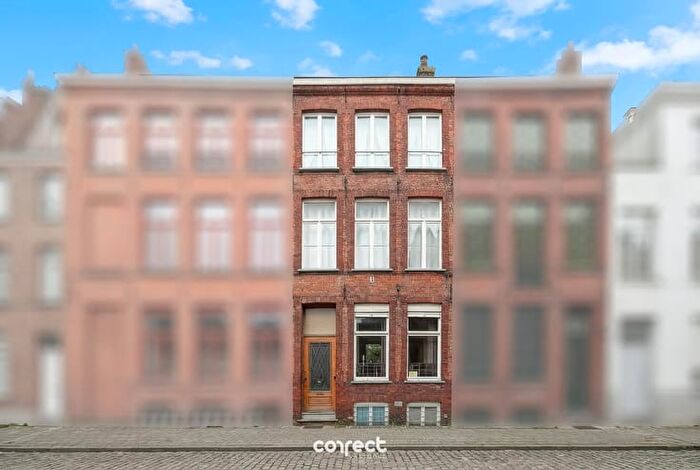 3-kamerhuis te koop in BRUGGE