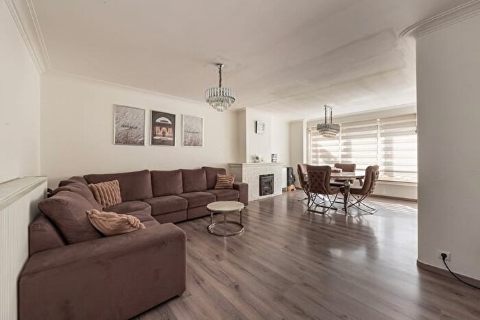 2-kamerappartement te koop in DEURNE