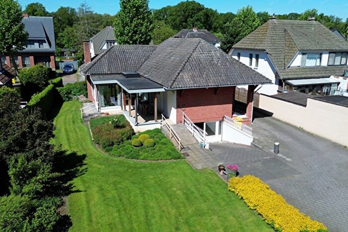 3-kamerhuis te koop in STABROEK