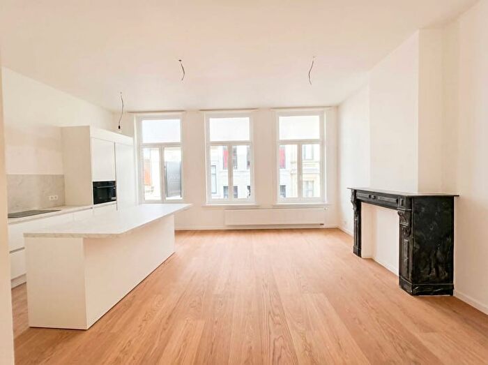 1-kamerappartement te koop in BORGERHOUT