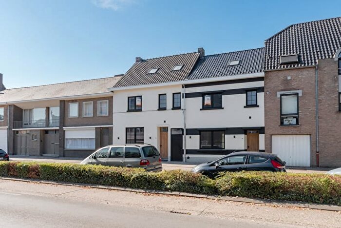 16-kamerhuis te koop in Bree