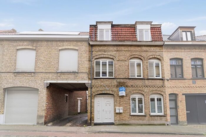14-kamerhuis te koop in Ieper