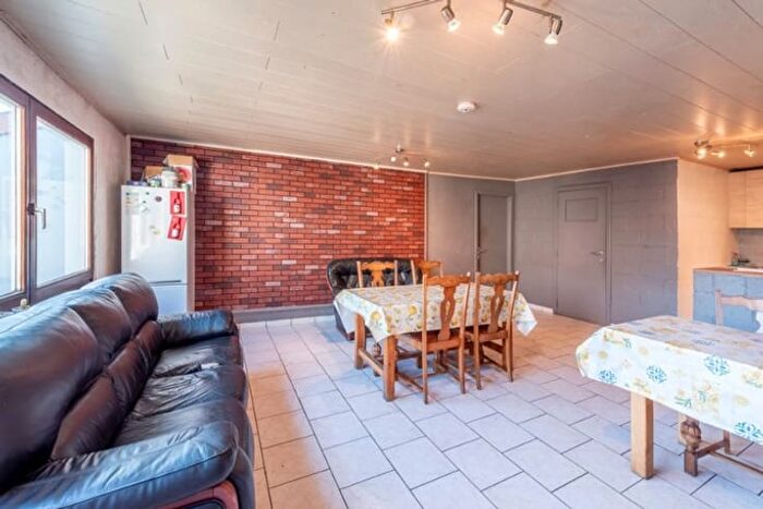 12-kamerhuis te koop in Virton