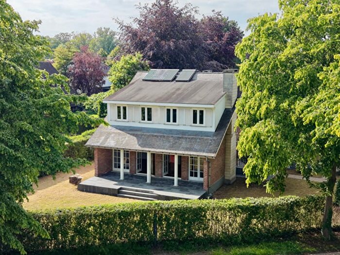 14-kamerhuis te koop in Sint-Denijs-Westrem