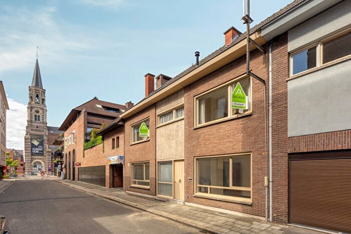 12-kamerhuis te koop in Roeselare