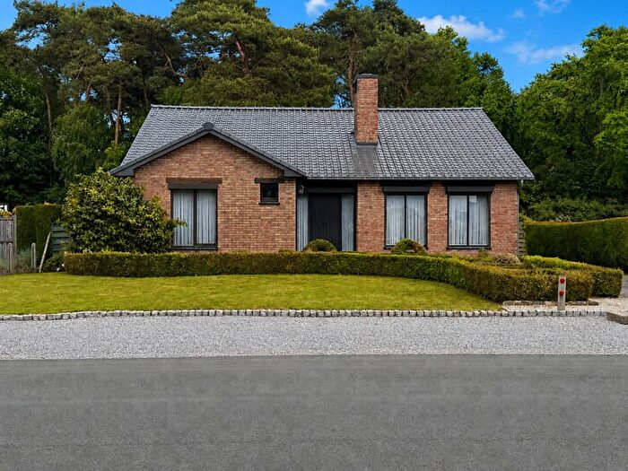 13-kamerhuis te koop in Beringen