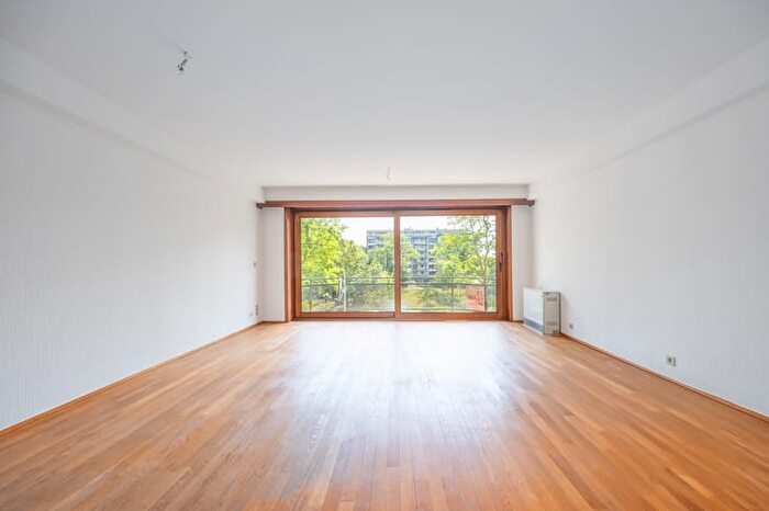 9-kamerappartement te huur in Oostende