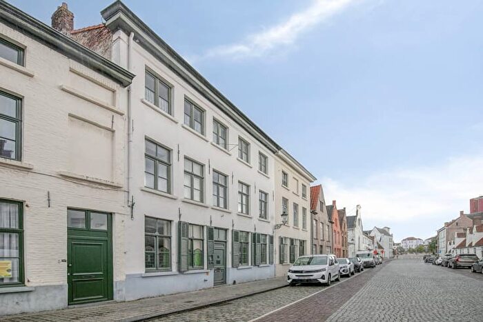 6-kamerhuis te koop in Brugge