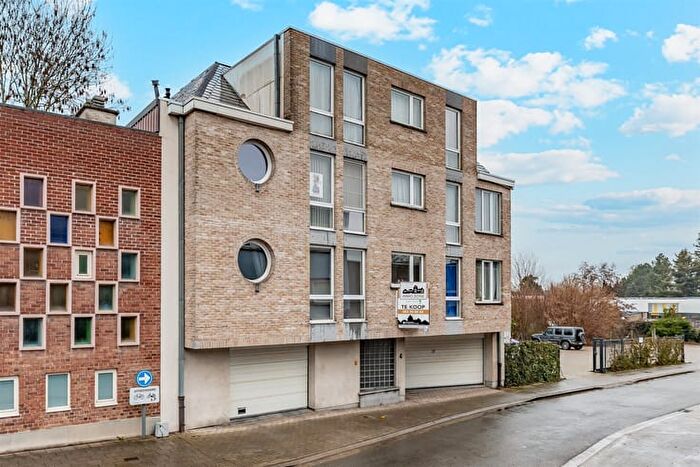 11-kamerhuis te koop in AALST
