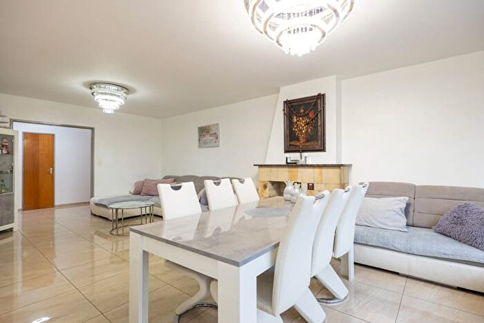 8-kamerappartement te koop in Deurne (2100)
