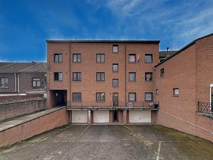 19-kamerhuis te koop in Dampremy