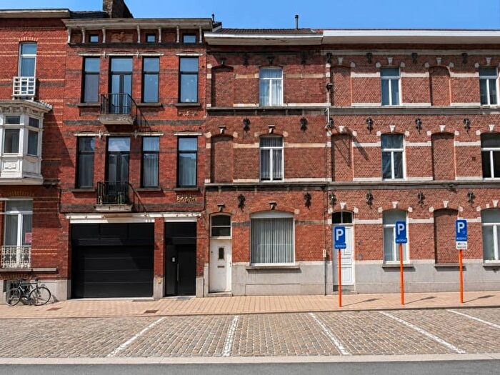 16-kamerhuis te koop in Gent